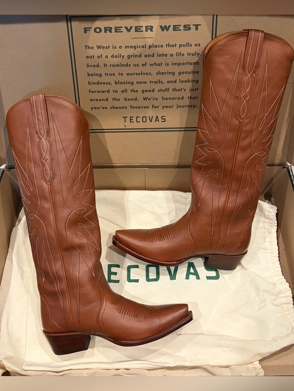 Tecovas The Loretta Brown Cowgirl Boots New in Box